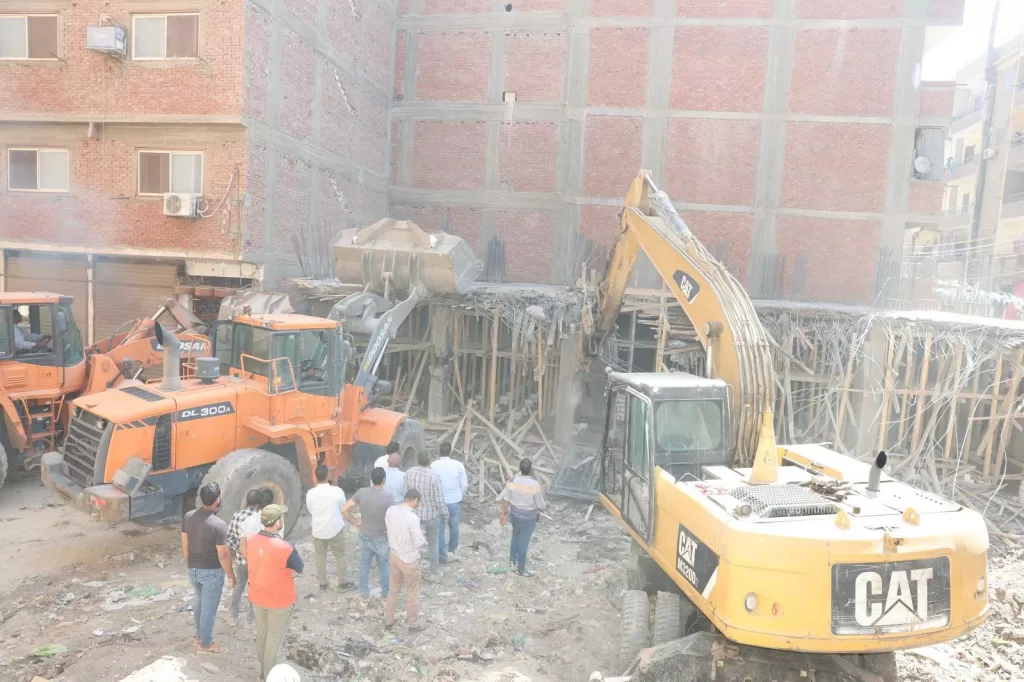حملة مكبرة.. محافظ المنيا يتفقد أعمال إزالة التعديات على الأراضي 3 - جريدة الجمهورية WhatsApp Image 2025 05 08 at 2.41.09 PM - جريدة الجمهورية