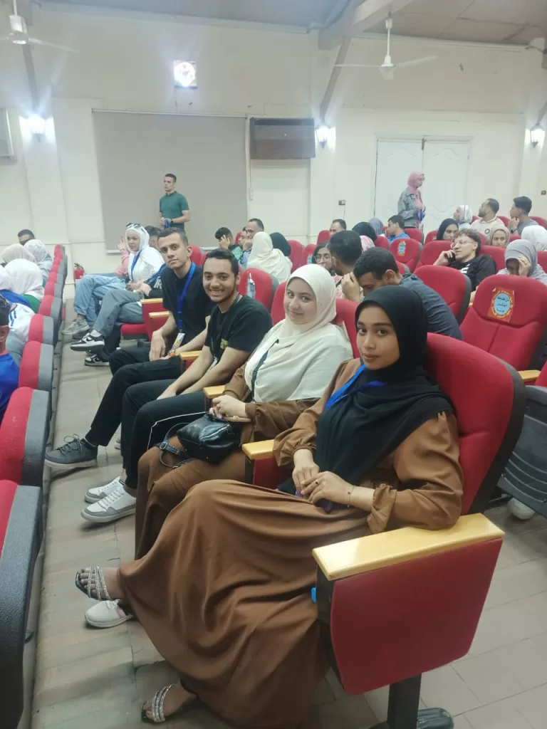 «حلوان التكنولوجية الدولية» تعزز وعي طلابها عبر ملتقيات حوارية فكرية 3 - جريدة الجمهورية WhatsApp Image 2025 05 08 at 4.26.54 PM - جريدة الجمهورية