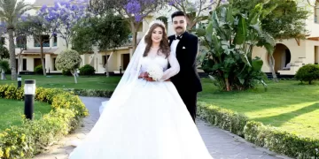 ‎الدكتور سمير محمود يهنئ كابتن أحمد إبراهيم والمذيعة ريهام الدويك بالزفاف السعيد