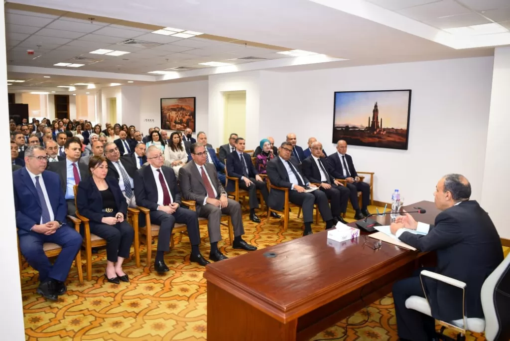 وزير الخارجية: تمثيل مصر بالخارج مسؤولية وطنية تستوجب الكفاءة والمهنية العالية 3 - جريدة الجمهورية WhatsApp Image 2025 05 11 at 10.16.16 PM 1 - جريدة الجمهورية