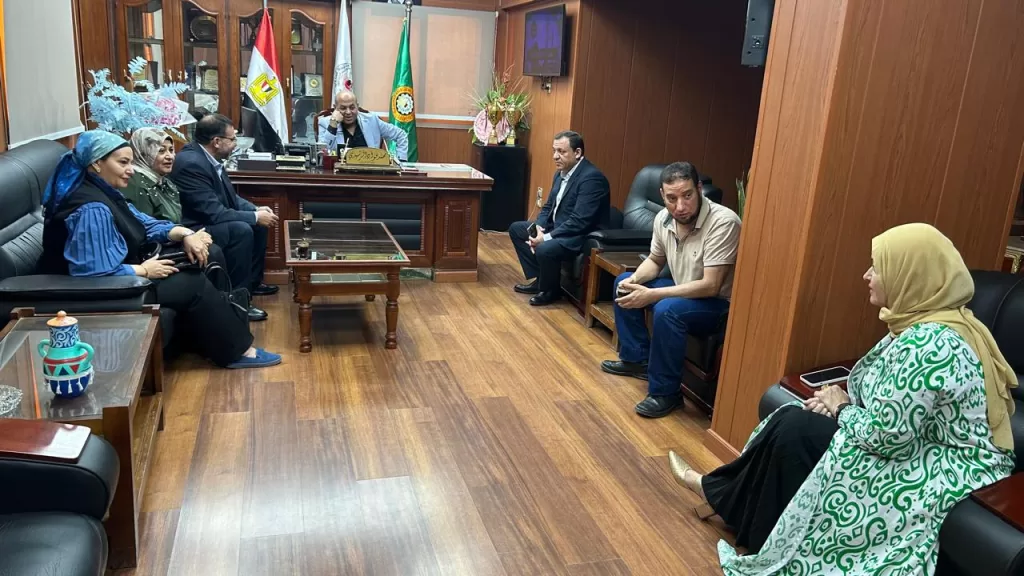 قيادات تعليم الدقهلية في حراك مستمر.. أنشطة مكثفة وتكريم للمتميزين 6 - جريدة الجمهورية WhatsApp Image 2025 05 11 at 3.28.36 PM 2 - جريدة الجمهورية