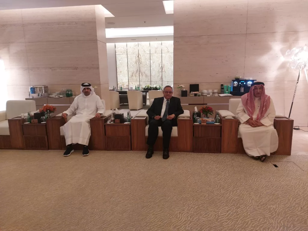 د. زايد في معرض الدوحة للكتاب: مكتبة الإسكندرية تتطور لمواجهة تحديات الذكاء الاصطناعي 3 - جريدة الجمهورية WhatsApp Image 2025 05 12 at 11.45.44 PM - جريدة الجمهورية
