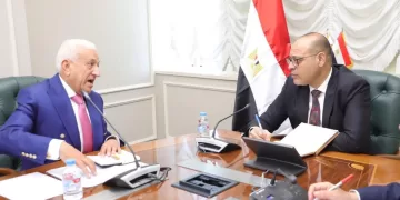 إصلاحات شاملة قريبًا.. وزير العمل يدرس تعديلات تنظيمية لصالح العاملين في المدارس الخاصة