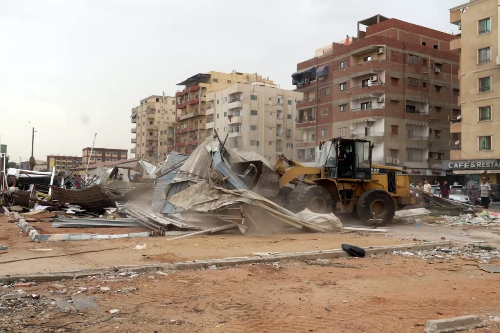 انتصار القانون.. إنهاء سيطرة الكرفانات على نادي المنتزة بالإسماعيلية 6 - جريدة الجمهورية WhatsApp Image 2025 05 13 at 11.29.29 PM 2 - جريدة الجمهورية