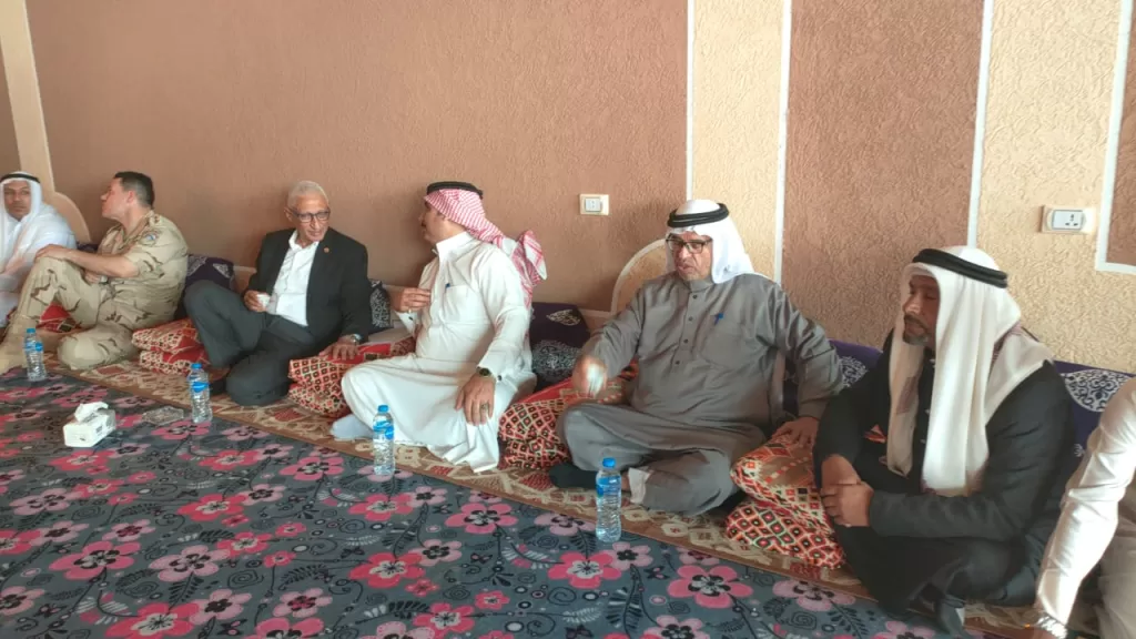 تعزيز الشراكة المجتمعية.. محافظ شمال سيناء يناقش أولويات التنمية مع مشايخ وعواقل وأهالي وسط سيناء 5 - جريدة الجمهورية WhatsApp Image 2025 05 13 at 6.05.33 PM 1 - جريدة الجمهورية