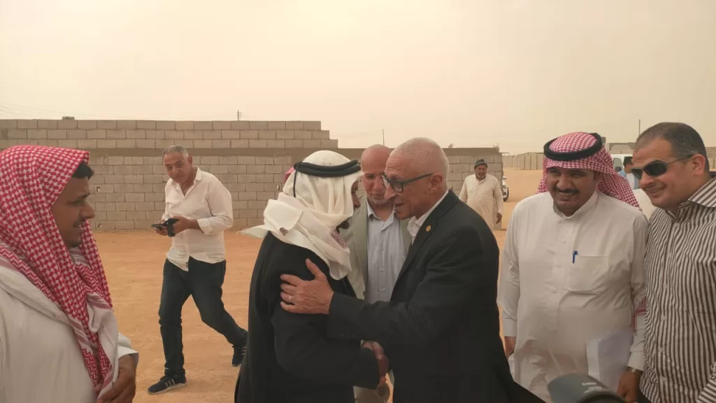 تعزيز الشراكة المجتمعية.. محافظ شمال سيناء يناقش أولويات التنمية مع مشايخ وعواقل وأهالي وسط سيناء 20 - جريدة الجمهورية WhatsApp Image 2025 05 13 at 6.05.36 PM 1 - جريدة الجمهورية