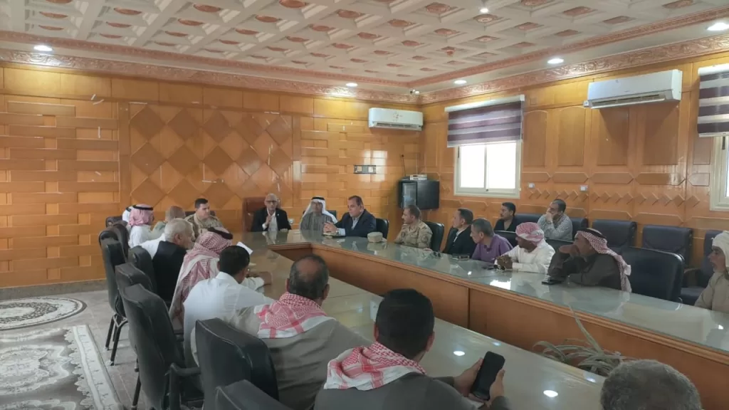تعزيز الشراكة المجتمعية.. محافظ شمال سيناء يناقش أولويات التنمية مع مشايخ وعواقل وأهالي وسط سيناء 24 - جريدة الجمهورية WhatsApp Image 2025 05 13 at 6.06.03 PM 3 - جريدة الجمهورية