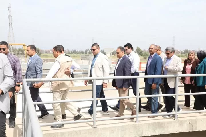 وزير الإسكان ومحافظ الشرقية يتابعان تنفيذ مشروع صرف صحي بـ150 مليون جنيه في ميت جاير 8 - جريدة الجمهورية WhatsApp Image 2025 05 15 at 1.09.24 PM - جريدة الجمهورية