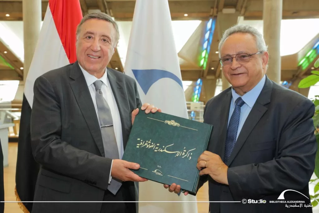 رئيس وأعضاء المحكمة الدستورية العليا في ضيافة مكتبة الإسكندرية 9 - جريدة الجمهورية WhatsApp Image 2025 05 18 at 8.18.00 PM 3 - جريدة الجمهورية