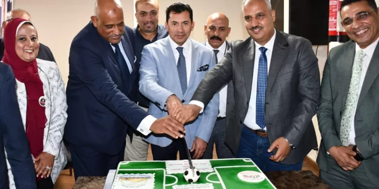 150 شابًا وفتاة من 80 دولة يناقشون تغير المناخ في منحة ناصر للقيادة الدولية