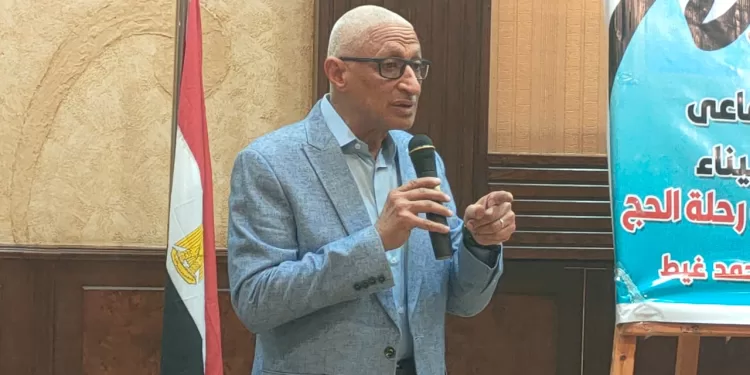 محافظ شمال سيناء يودع حجاج قرعة وزارة الداخلية