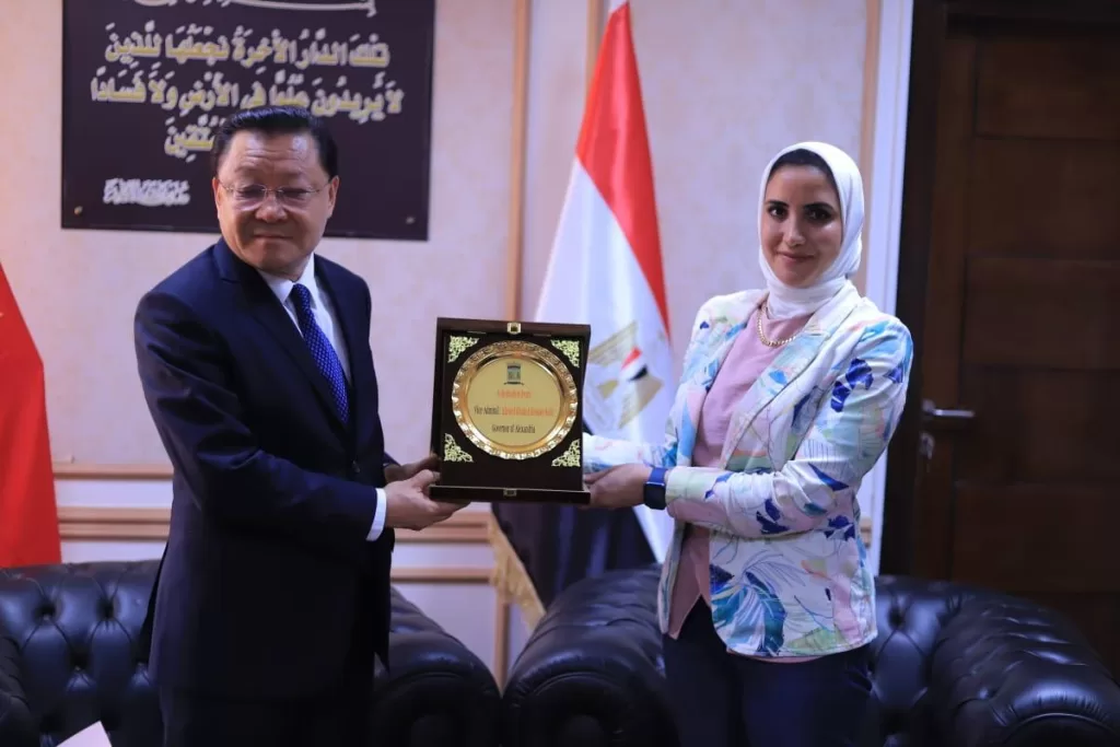 نائب محافظ الإسكندرية تبحث مع وفد جوانجدونج الصيني تعزيز التعاون الاقتصادي والتكنولوجي 3 - جريدة الجمهورية WhatsApp Image 2025 05 22 at 11.24.44 PM 2 - جريدة الجمهورية