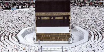 غرفة عمليات على مدار الساعة لمتابعة الحجاج.. وإطلاق 22 رحلة جوية إلى الأراضي المقدسة