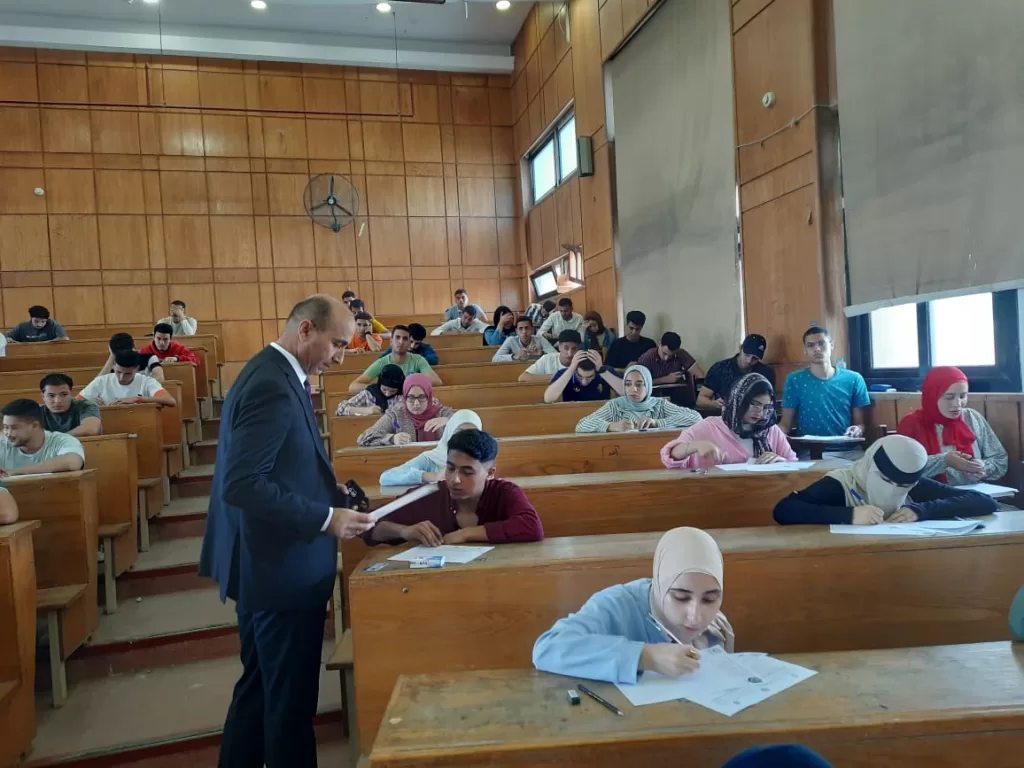 تفقدًا لسير الامتحانات.. رئيس جامعة دمنهور يقوم بجولة ميدانية شاملة 3 - جريدة الجمهورية WhatsApp Image 2025 05 24 at 3.55.46 PM 2 - جريدة الجمهورية