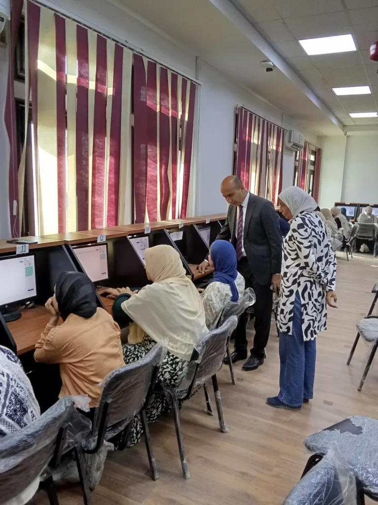 تفقدًا لسير الامتحانات.. رئيس جامعة دمنهور يقوم بجولة ميدانية شاملة 6 - جريدة الجمهورية WhatsApp Image 2025 05 24 at 3.55.48 PM 1 - جريدة الجمهورية