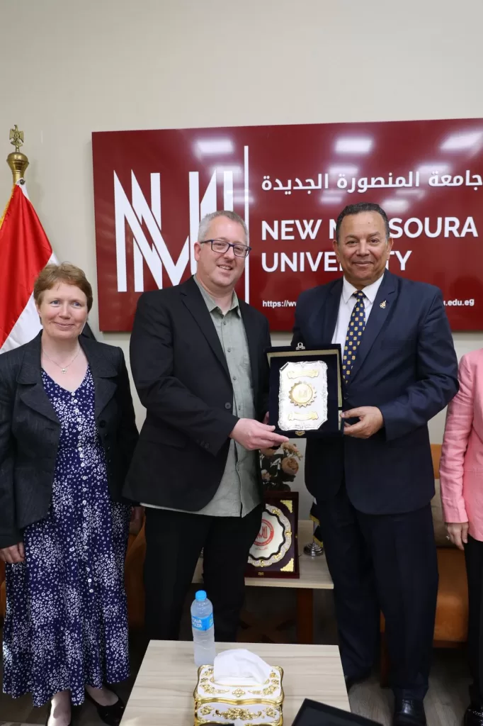 إشادة دولية.. وفد نوتنجهام ترنت البريطانية يثني على جودة التعليم بجامعة المنصورة الجديدة 9 - جريدة الجمهورية WhatsApp Image 2025 05 30 at 2.10.41 PM - جريدة الجمهورية