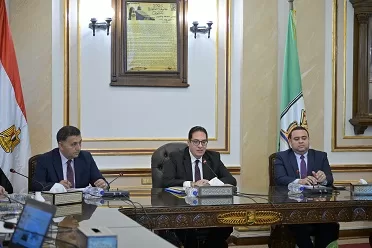 رئيس جامعة القاهرة يعقد اجتماعات موسعة لمتابعة سير العمل وتطوير المنشآت الجامعية 3 - جريدة الجمهورية 1 19 - جريدة الجمهورية