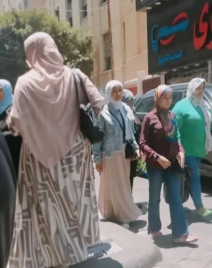طلاب الثانوية بالإسكندرية:صعوبة في الإيطالية.. وتأثير سلبي لانفعالات بعض المراقبين على الطلاب 3 - جريدة الجمهورية 1 47 - جريدة الجمهورية