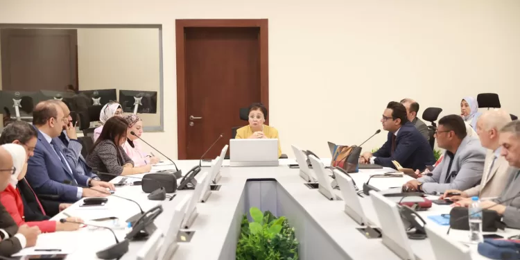 نائب وزير الصحة تبحث تعزيز التنمية السكانية ومكافحة سوء التغذية مع ممثلي البنك الدولي 1 - جريدة الجمهورية نائب وزير الصحة تبحث تعزيز التنمية السكانية ومكافحة سوء التغذية مع ممثلي البنك الدولي