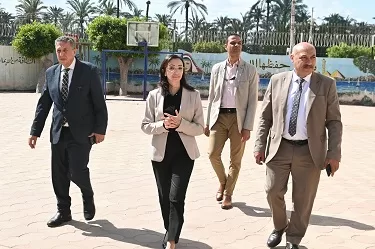 في اليوم الثاني للامتحانات.. «محافظ البحيرة» تزور لجان إدكو ورشيد للاطمئنان على سير الامتحانات 2 - جريدة الجمهورية 2 7 - جريدة الجمهورية