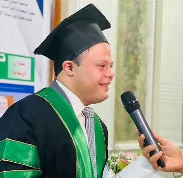 قصة نجاح ملهمة.. إبراهيم الخولي أول «قادر باختلاف» خريج CIC يحصد الماجستير بامتياز 4 - جريدة الجمهورية 3 61 - جريدة الجمهورية