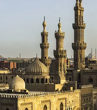 الأزهر يوضح: تغريدة إيران نُشرت بالعربية أولًا وتُرجمت لغات عدة لضمان الدقة العالمية