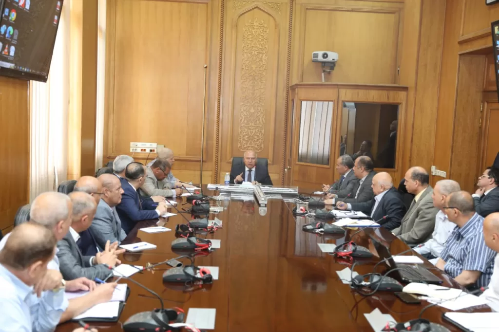 كامل الوزير يتابع انضباط العمل بمحطة رمسيس للمرة الثانية خلال 4 أيام 2 - جريدة الجمهورية 4 24 - جريدة الجمهورية