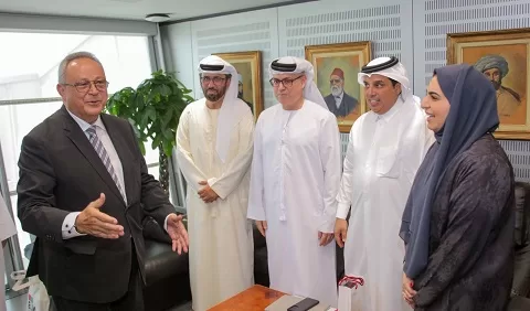 مكتبة الإسكندرية تستضيف وفدًا من جمعية الإمارات للمكتبات والمعلومات 6 - جريدة الجمهورية 5 60 - جريدة الجمهورية