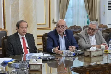 رئيس جامعة القاهرة يعقد اجتماعات موسعة لمتابعة سير العمل وتطوير المنشآت الجامعية 8 - جريدة الجمهورية 7 4 - جريدة الجمهورية