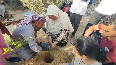 في يوم مكافحة التصحر والجفاف..«أصحاب البصيرة» يزرعون «بذور الأمل» في العريش 10 - جريدة الجمهورية 9 8 - جريدة الجمهورية