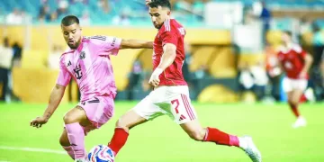 لقطة ياسر إبراهيم وميسى تشعل «السوشيال ميديا»
