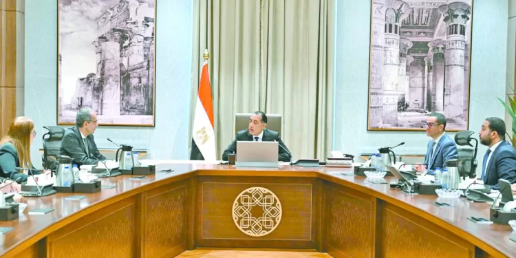 «تريسى».. ضحية انتصار «بايرن» الكاسح على «أوكلاند»