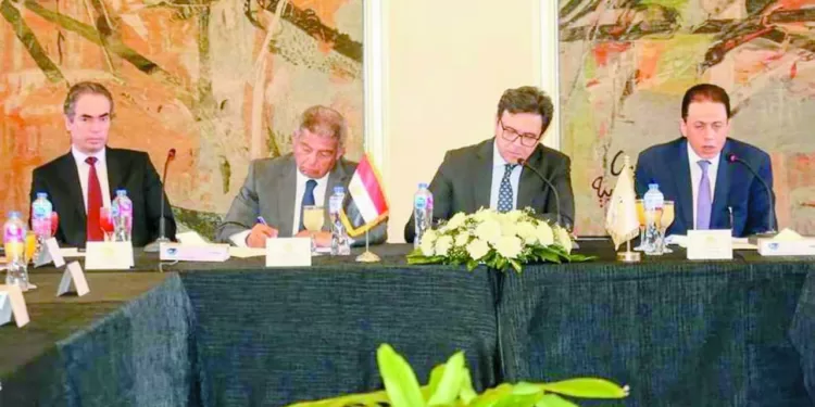 «تريسى».. ضحية انتصار «بايرن» الكاسح على «أوكلاند»