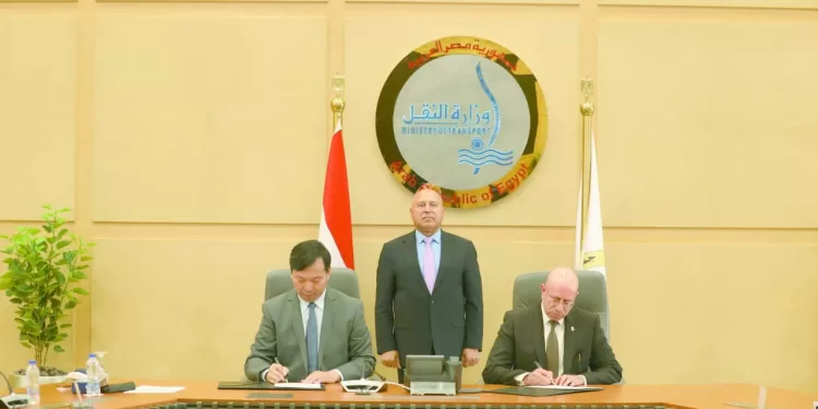 الزمالك يبحث عن عروض لدونجا وحسام أشرف 