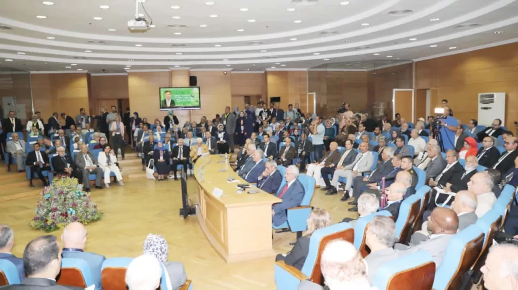البحوث الزراعية .. قاطرة التنمية الزراعية فى الجمهورية الجديدة 11 - جريدة الجمهورية IMG 20250625 WA0033 - جريدة الجمهورية