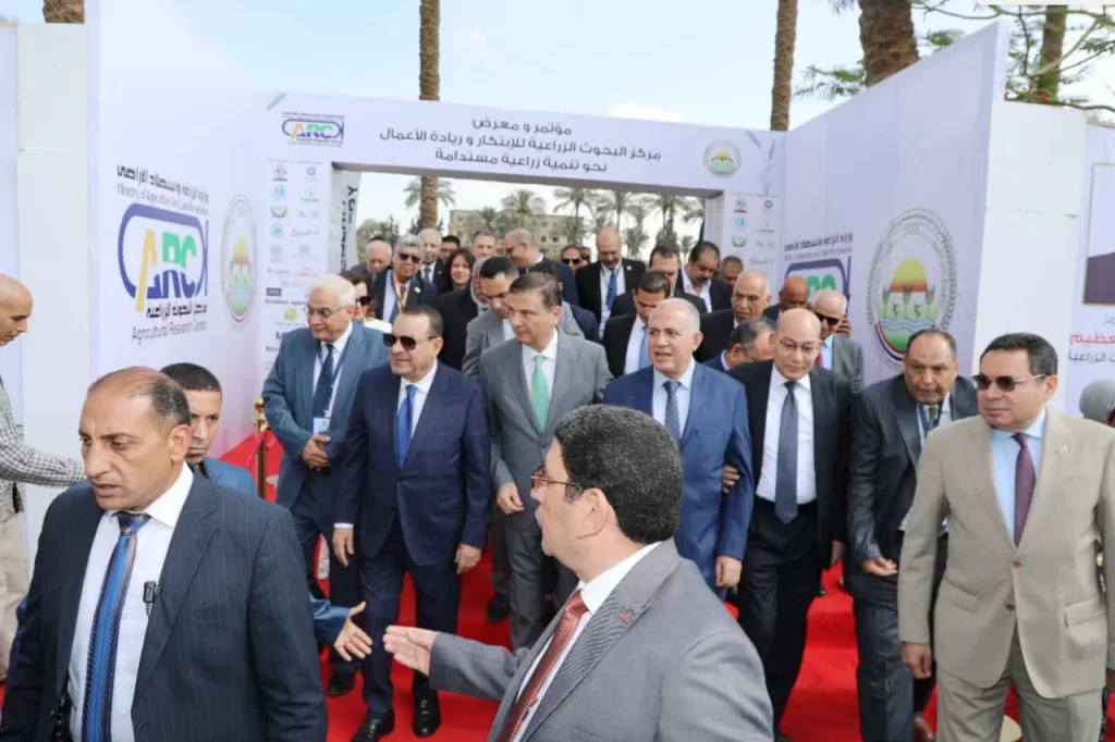 البحوث الزراعية .. قاطرة التنمية الزراعية فى الجمهورية الجديدة 5 - جريدة الجمهورية IMG 20250625 WA0043 - جريدة الجمهورية