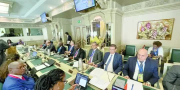 ميسى أمام فريقه السابق.. ونهائى أوروبى مبكر.. وكلاسيكو برازيلى