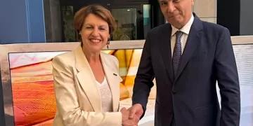 وزير الزراعة يلتقي نظيرته الفرنسية لبحث التعاون المشترك على هامش إجتماعات روما