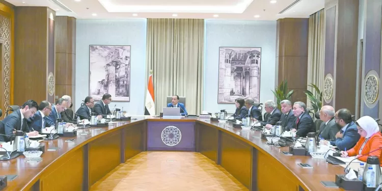 اهتمام رئاسى بتحلية مياه البحر.. و«توطين صناعاتها»