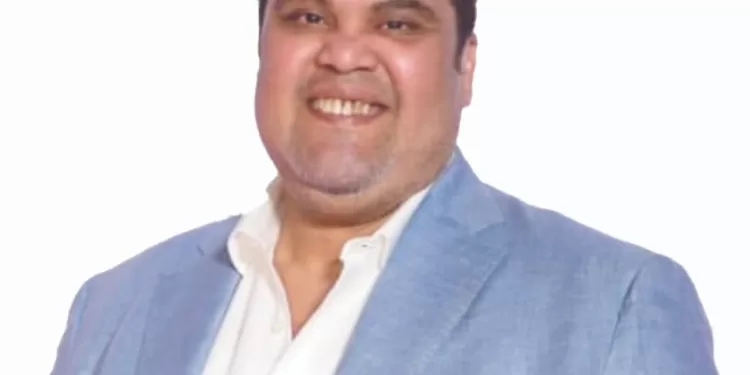 أحمد فتحى لـ «الجمهورية» : أنا غواص فى «بحرالكوميديا».. لا أضحك المشاهد  بل «أحاور العقول»