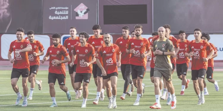 الأهلى يبدأ رحلة المجد بأمريكا.. و«زيزو» يحضر مباراة باتشوكا