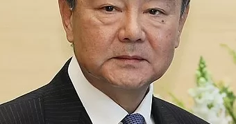 «وزير الخارجية الصيني»: تجاهل إسرائيل للقانون الدولي وراء تصعيد الشرق الأوسط