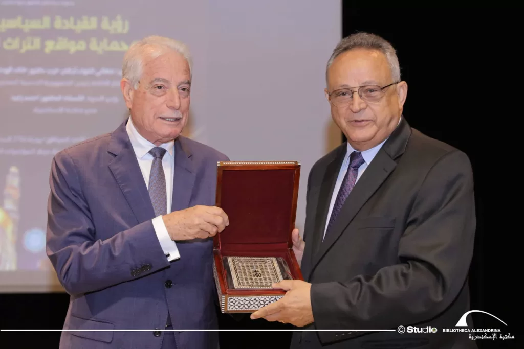 خالد فودة يقدم رؤية استراتيجية لإدارة التراث العالمي في ندوة بمكتبة الإسكندرية 4 - جريدة الجمهورية WhatsApp Image 2025 06 01 at 5.23.43 PM - جريدة الجمهورية