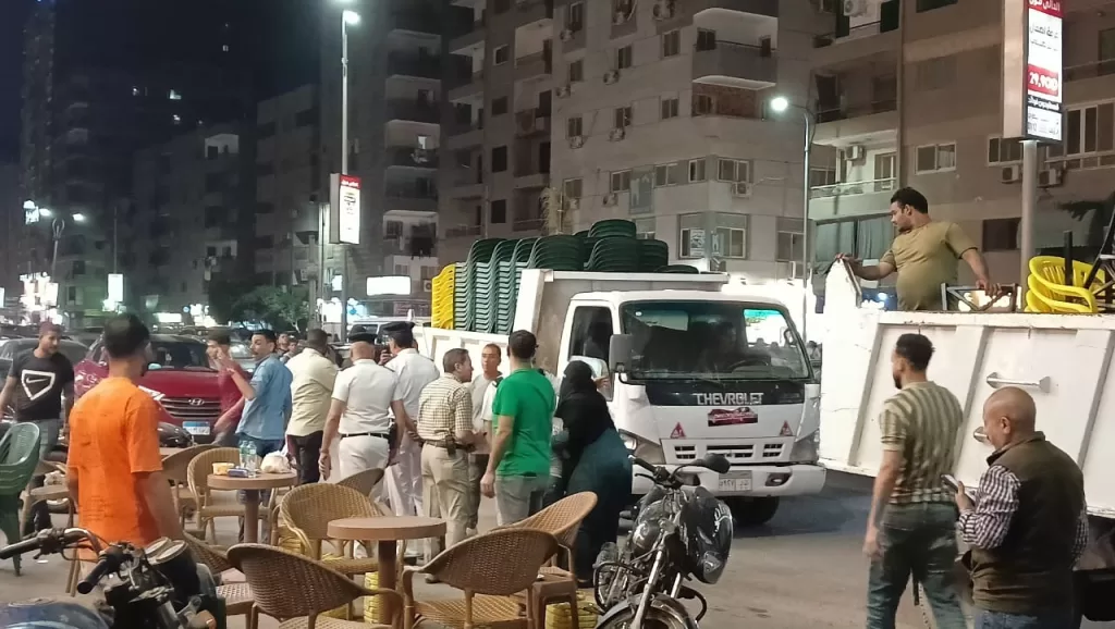 حملة مسائية صارمة: الجيزة تُزيل 1200 حالة إشغال للمقاهي بشارعي المريوطية واللبيني 3 - جريدة الجمهورية WhatsApp Image 2025 06 03 at 11.37.24 PM 1 - جريدة الجمهورية