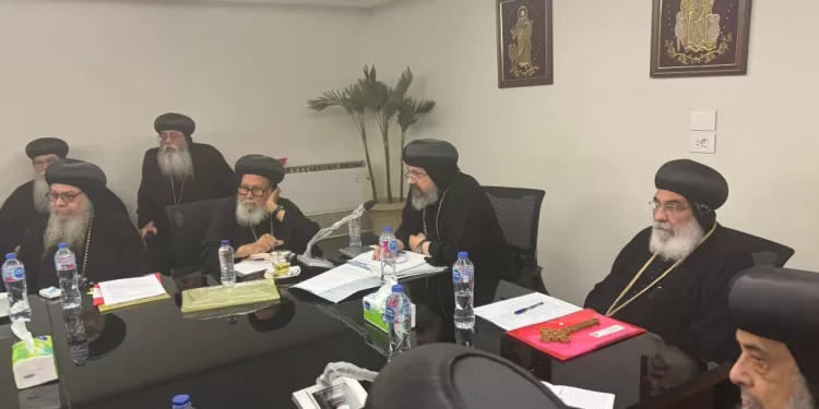 لجان المجمع المقدس تستأنف اجتماعاتها لليوم الثاني بالكاتدرائية