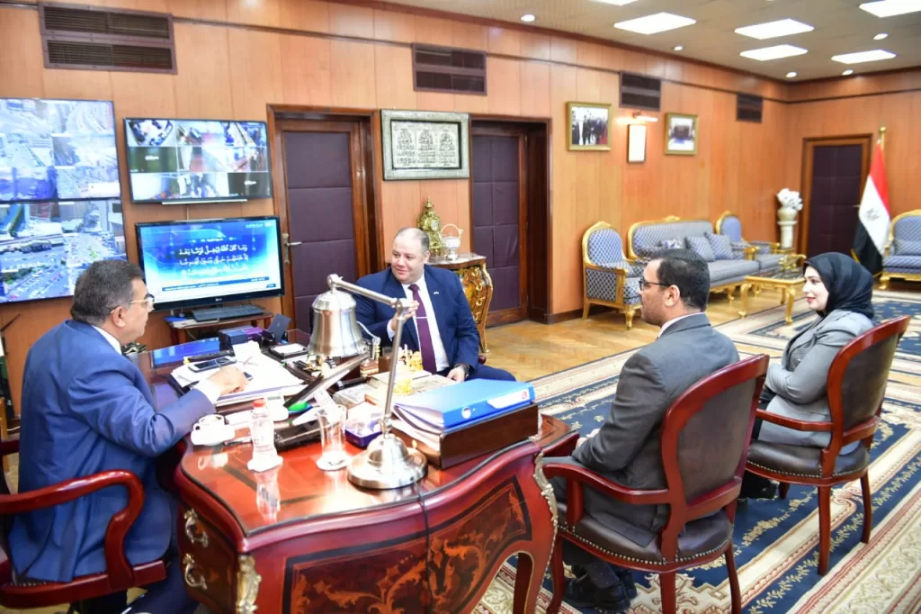 الدقهلية: إطلاق مبادرة تقديم الخدمات المميكنة عبر المراكز التكنولوجية المتنقلة 2 - جريدة الجمهورية WhatsApp Image 2025 06 04 at 3.27.06 PM 1 - جريدة الجمهورية