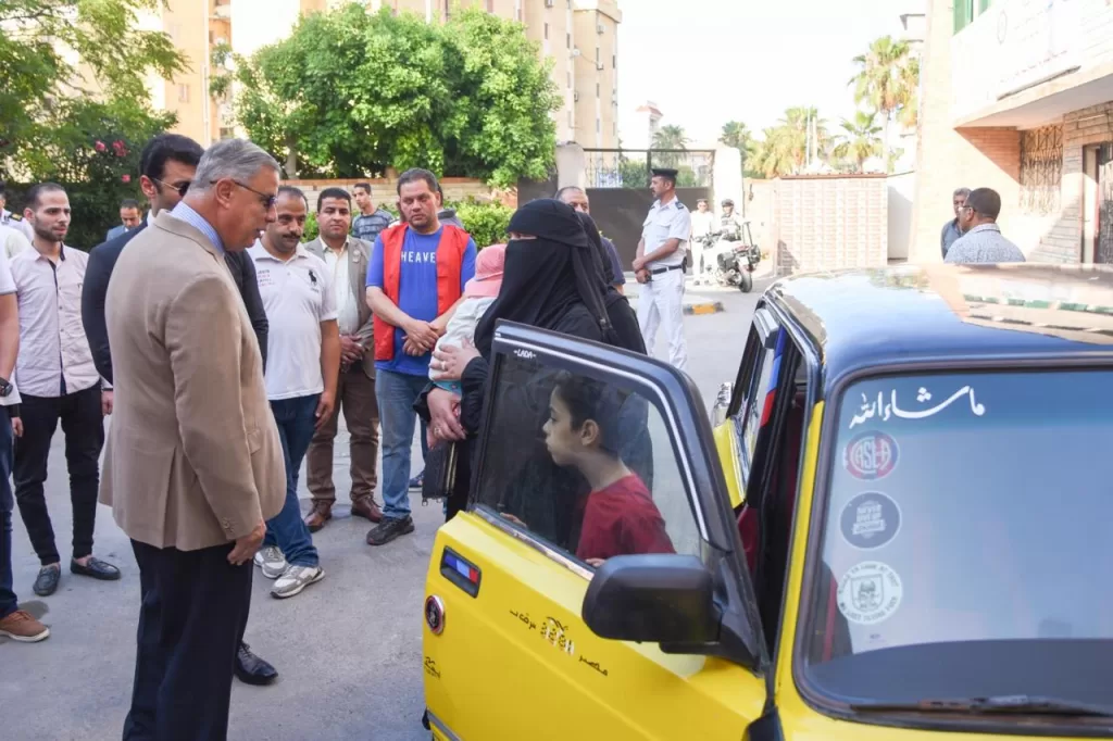بعد احتراق سيارته في إعصار الإسكندرية.. «محمد على» يحصل على «تاكسي جديد» 6 - جريدة الجمهورية WhatsApp Image 2025 06 04 at 9.47.27 AM - جريدة الجمهورية