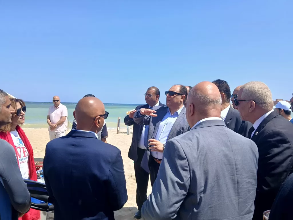 حملات لتنظيف الشواطئ وقاع البحر بعدد من شواطئ الإسكندرية 7 - جريدة الجمهورية WhatsApp Image 2025 06 05 at 12.37.05 PM 2 - جريدة الجمهورية