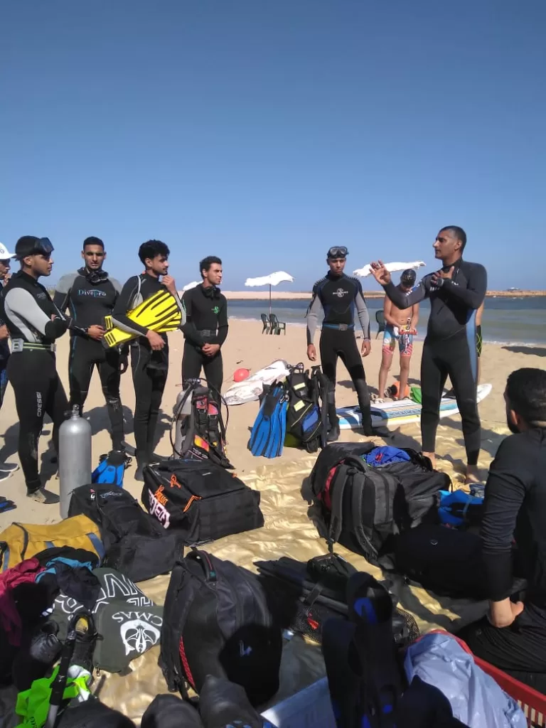 حملات لتنظيف الشواطئ وقاع البحر بعدد من شواطئ الإسكندرية 9 - جريدة الجمهورية WhatsApp Image 2025 06 05 at 12.37.06 PM 2 - جريدة الجمهورية