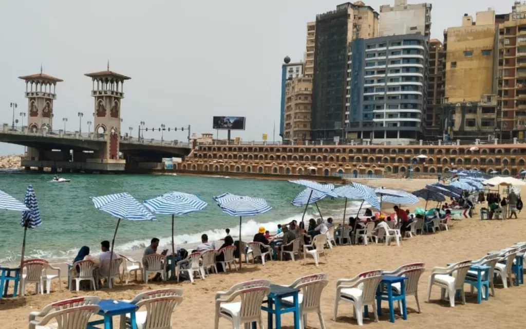 بحر إسكندرية وحدائقها ومتاحفها فى انتظار المصطافين والزائرين أول أيام «الأضحى» 15 - جريدة الجمهورية WhatsApp Image 2025 06 05 at 12.48.02 PM - جريدة الجمهورية